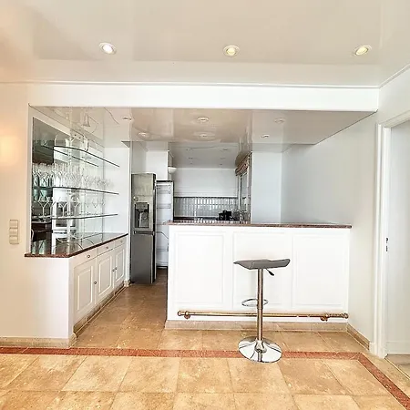 Palais Miramrar - 3 Bedrooms - M7 Apartment *