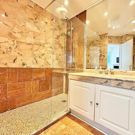 Palais Miramrar - 3 Bedrooms - M7 * Cannes